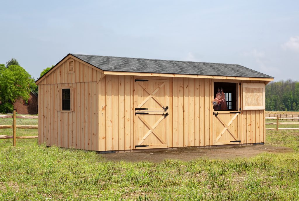 amish horse barn